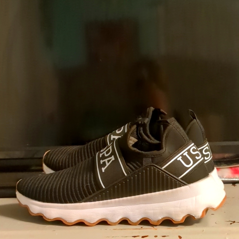 USPS shoes